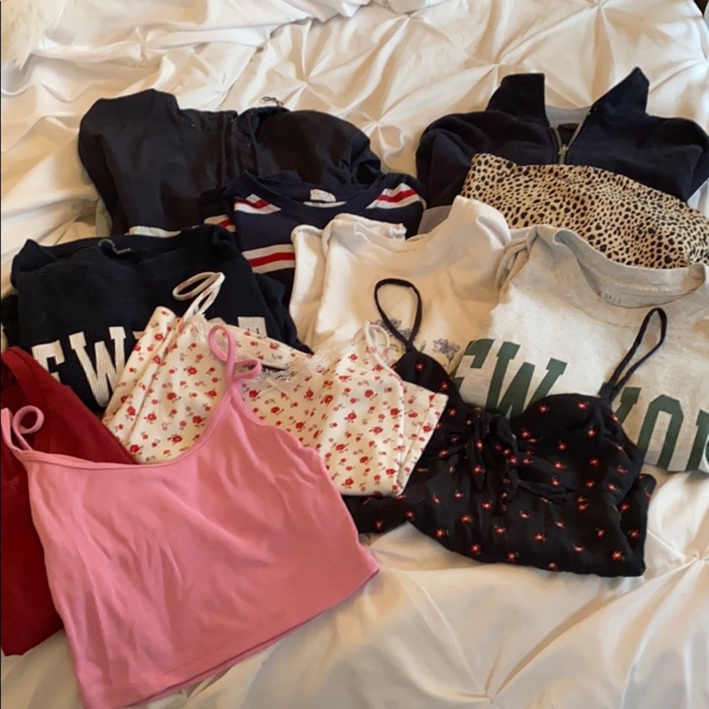 BRANDY MELVILLE/JOHN GALT ITEMS